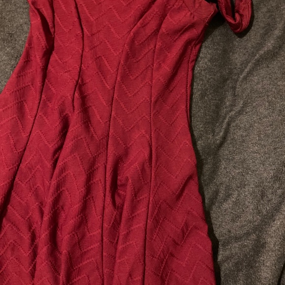 Burgundy Dress - Picture 5 of 6